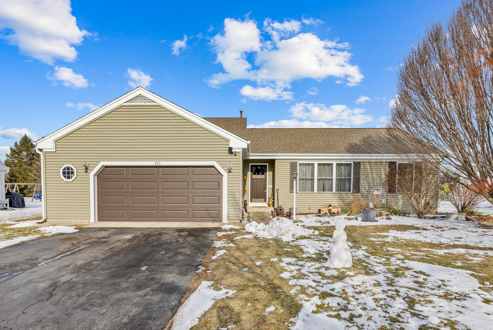 742 Chestnut Lane, Marengo, IL 60152