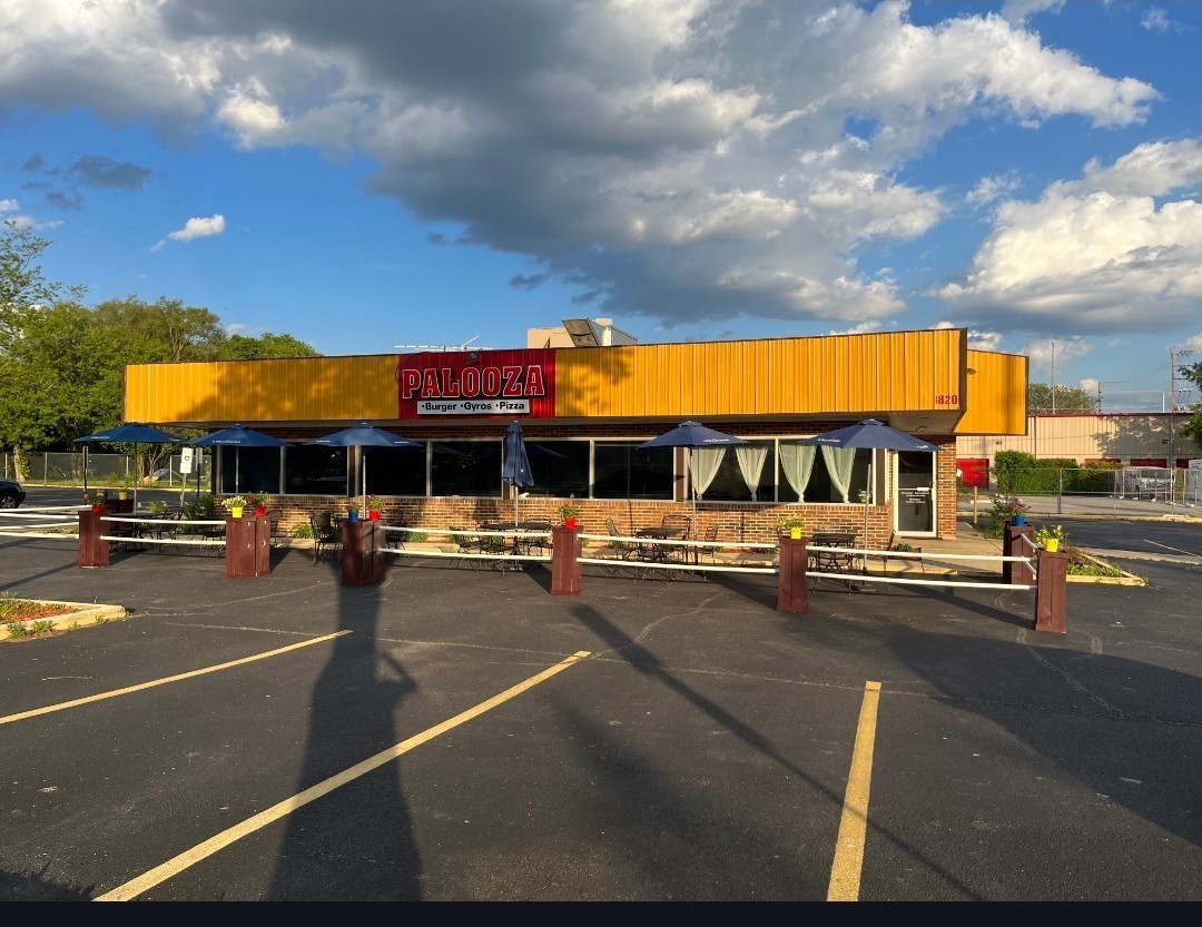 1820 W Irving Park Road, Schaumburg, IL 60193