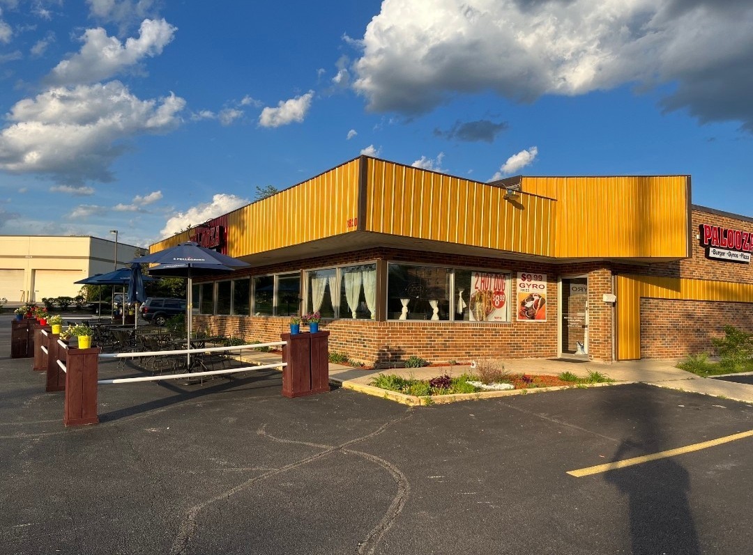 1820 W Irving Park Road, Schaumburg, IL 60193