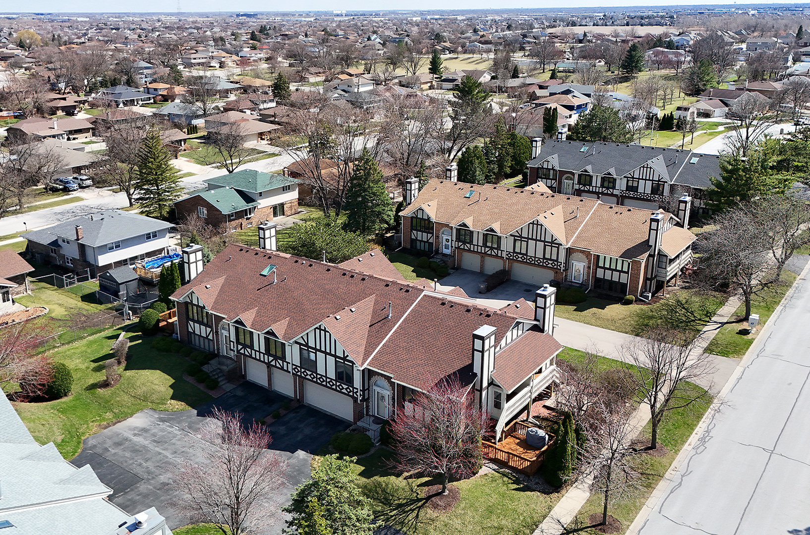 17565 Windsor Parkway, Tinley Park, IL 60487