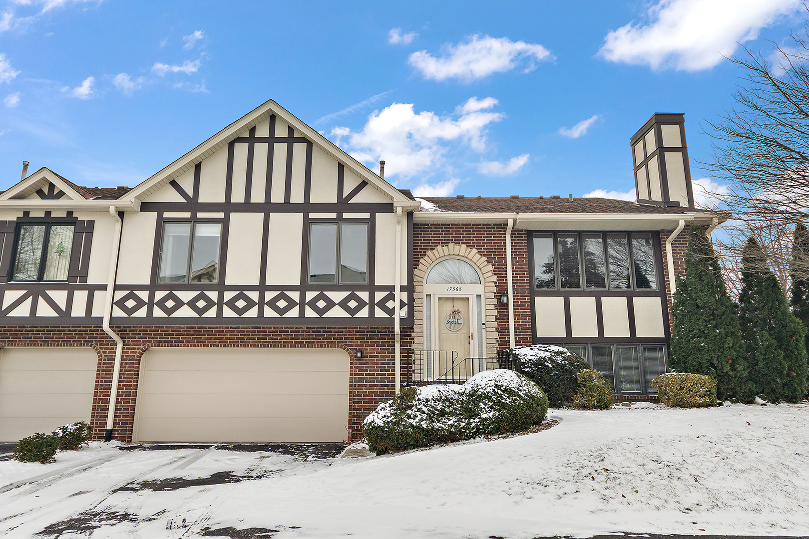 17565 Windsor Parkway, Tinley Park, IL 60487