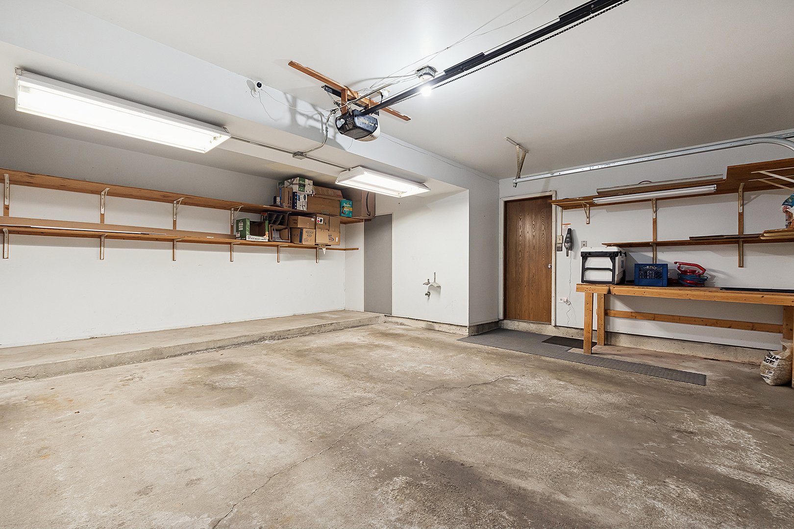 17565 Windsor Parkway, Tinley Park, IL 60487