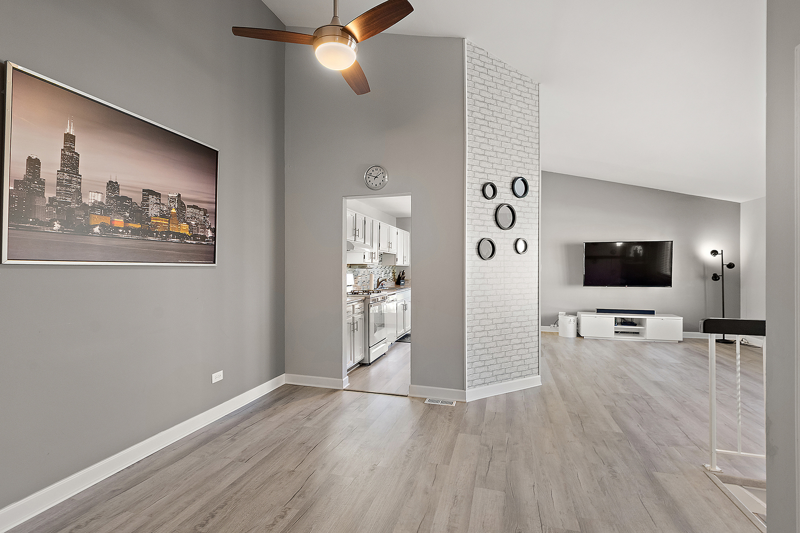 17565 Windsor Parkway, Tinley Park, IL 60487