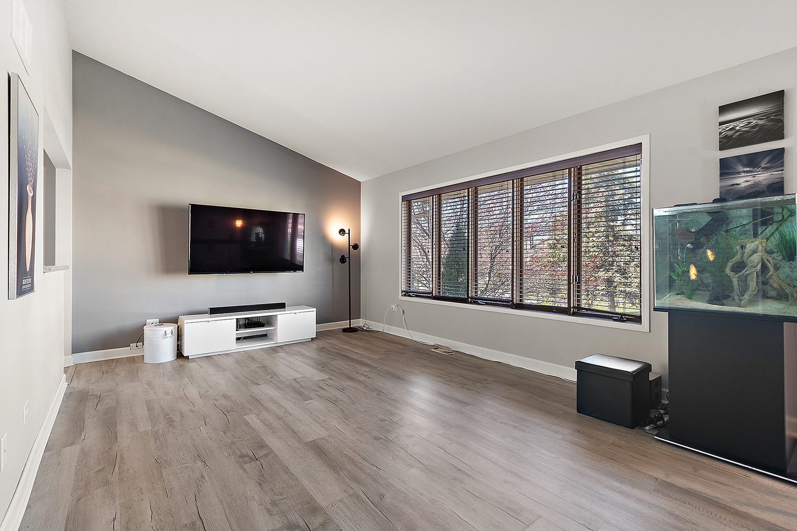 17565 Windsor Parkway, Tinley Park, IL 60487