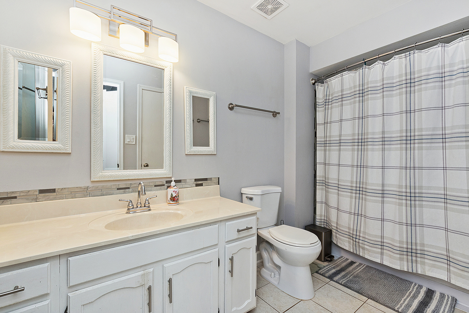 17565 Windsor Parkway, Tinley Park, IL 60487