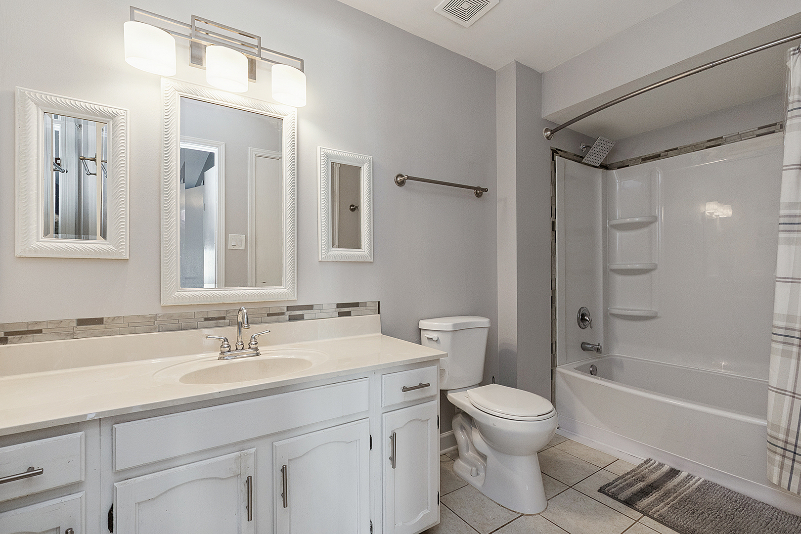 17565 Windsor Parkway, Tinley Park, IL 60487