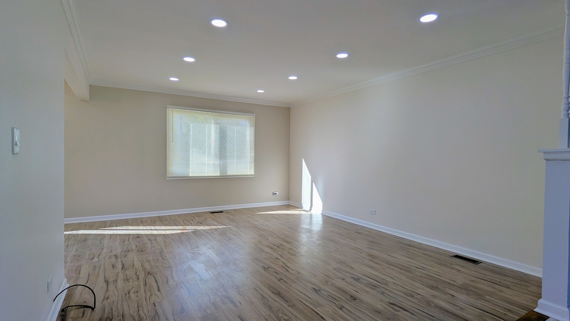 650 Shining Water Drive #650, Carol Stream, IL 60188