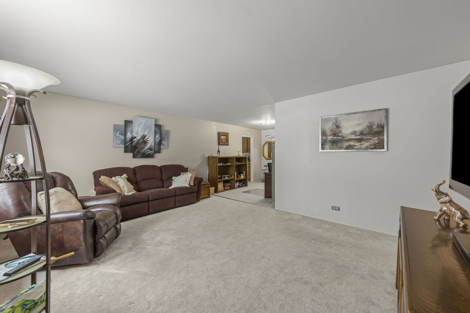 722 Countryside Drive, Wheaton, IL 60187