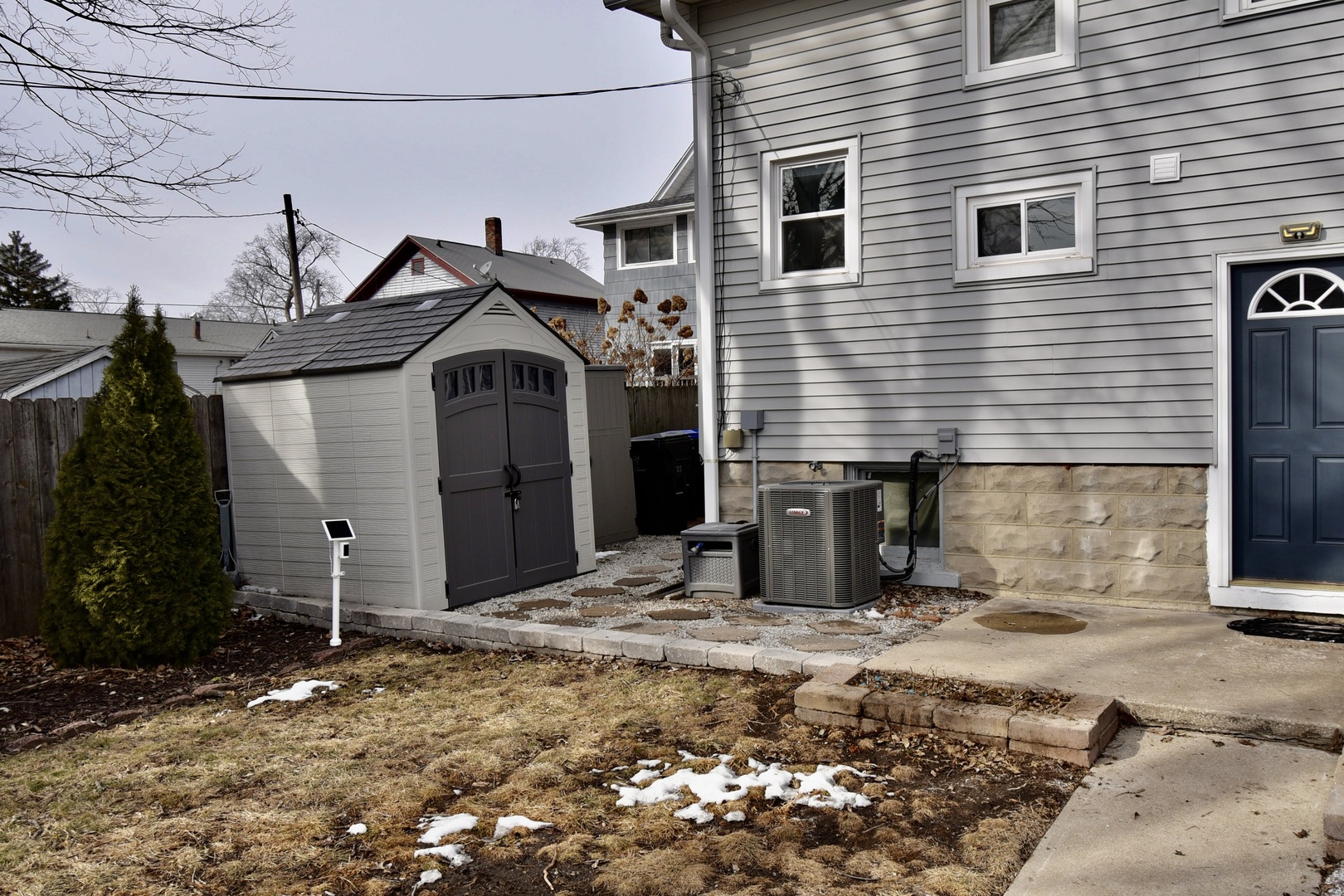 203 Denver Street, Bloomington, IL 61701