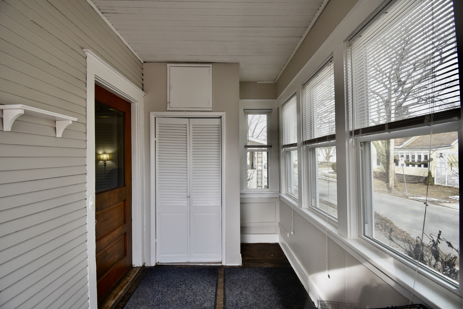 203 Denver Street, Bloomington, IL 61701