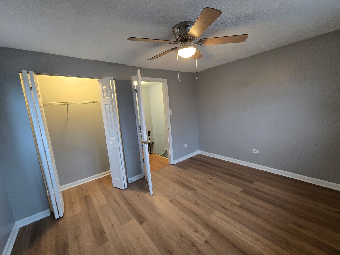 7011 S East End Avenue, Chicago, IL 60649