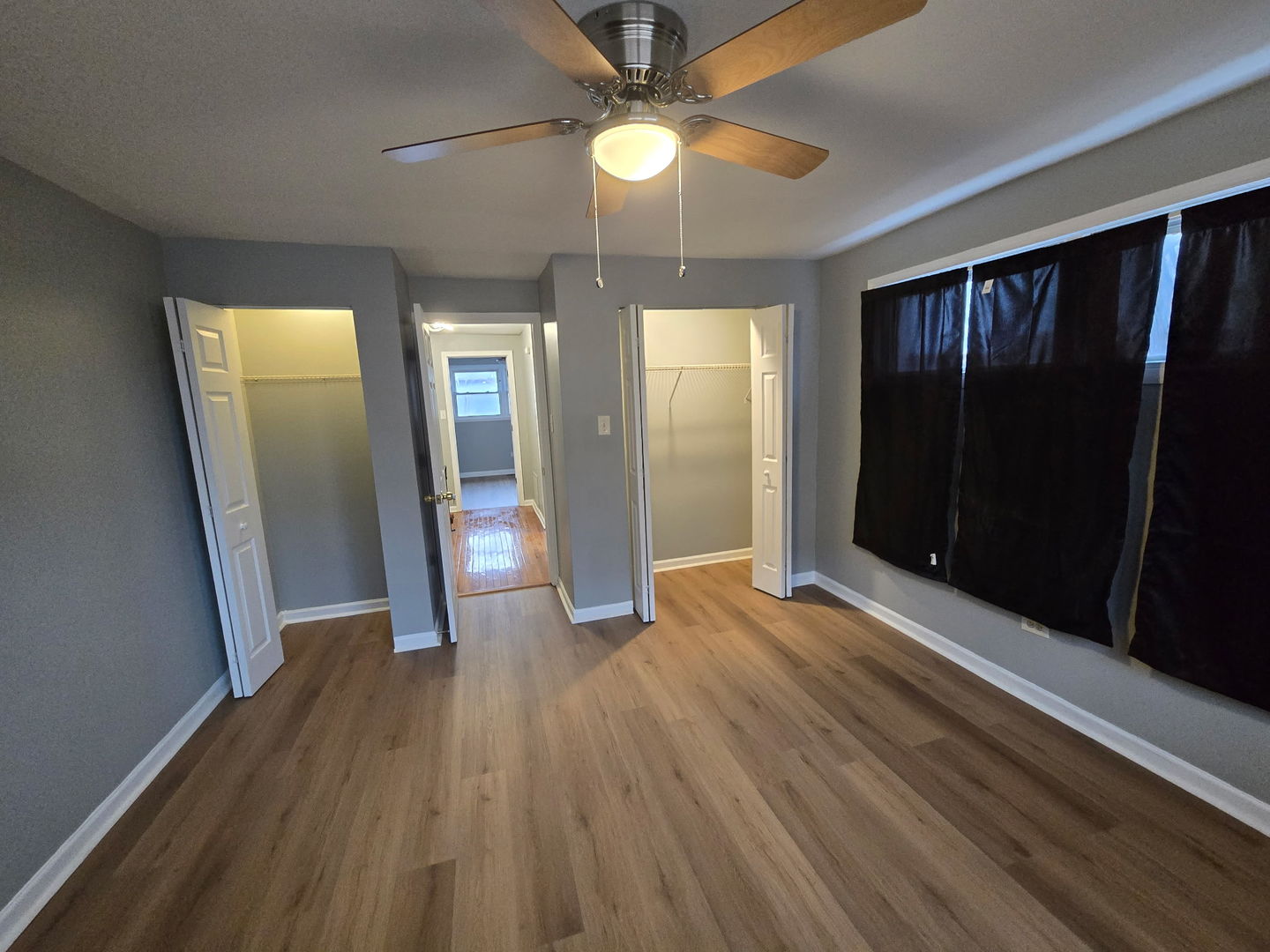 7011 S East End Avenue, Chicago, IL 60649