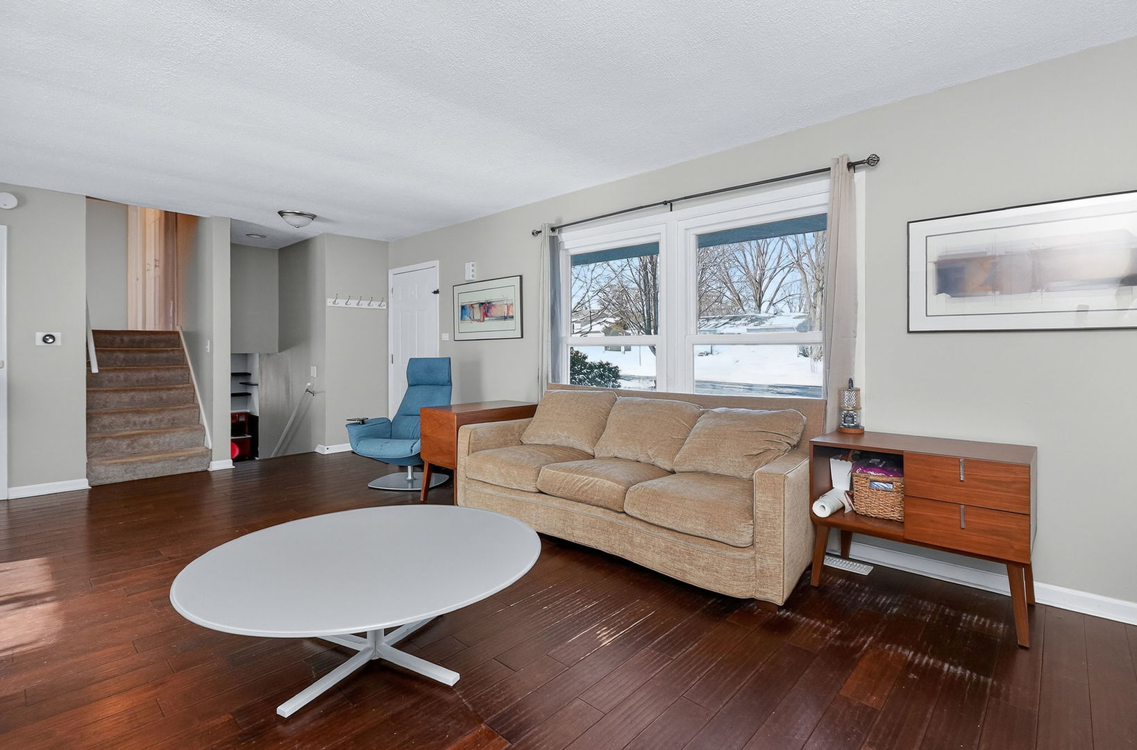 522 Apache Lane, Carol Stream, IL 60188