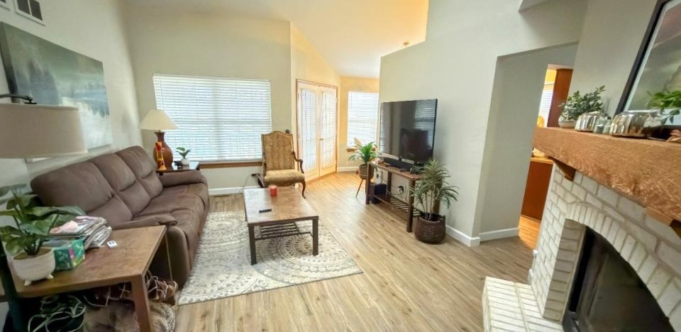 1033 Interloch Court, Algonquin, IL 60102