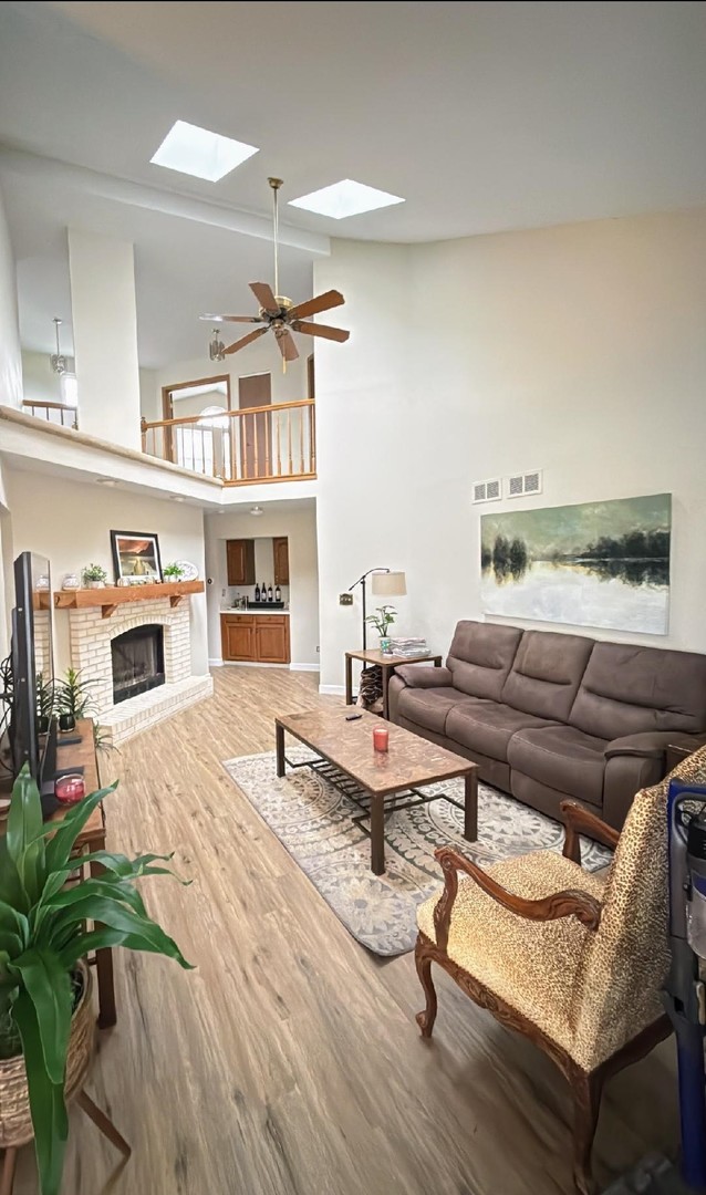 1033 Interloch Court, Algonquin, IL 60102