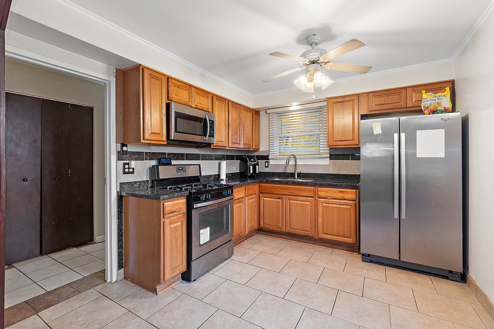 303 Sauk Trail, Park Forest, IL 60466