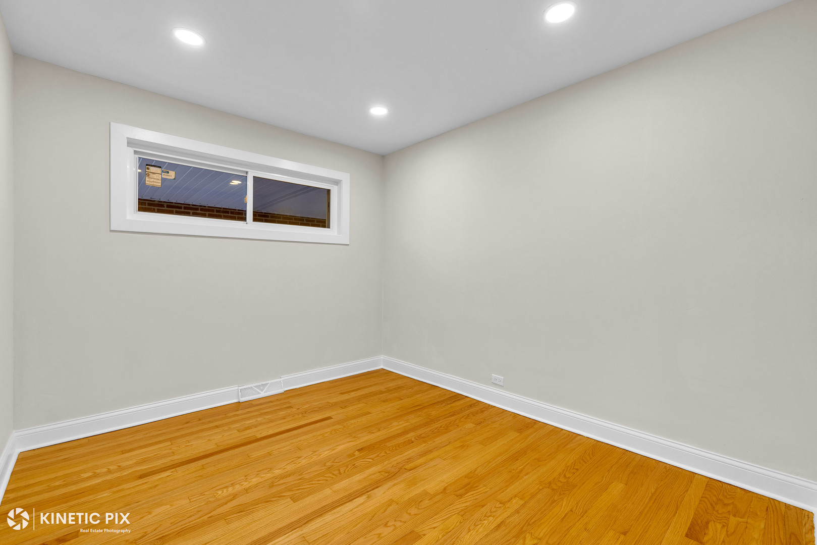 4938 W Randolph Street, Hillside, IL 60162