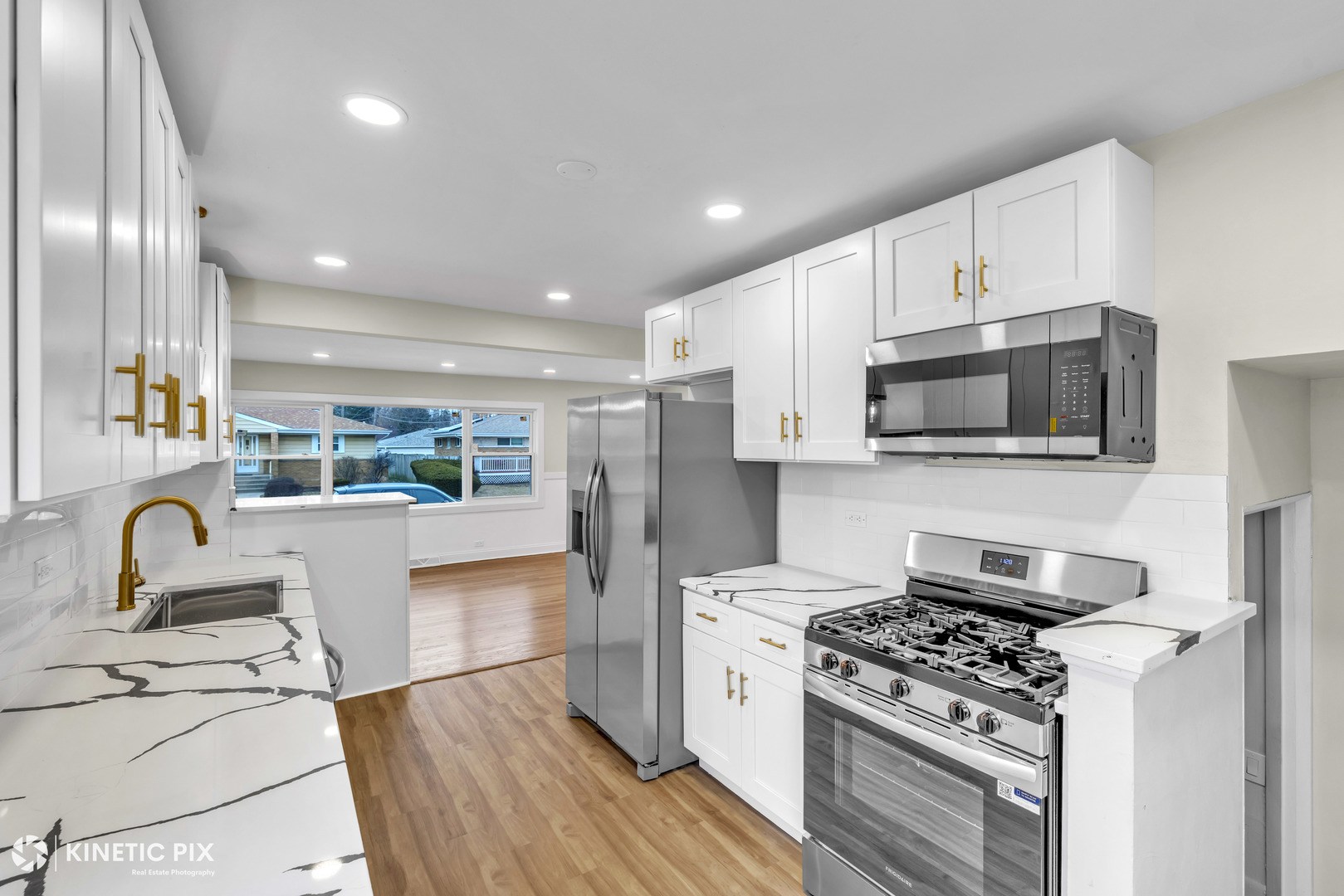 4938 W Randolph Street, Hillside, IL 60162