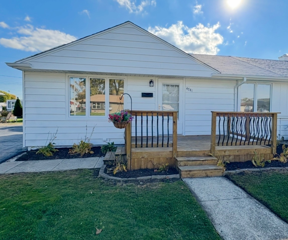 4741 W 89th Place, Hometown, IL 60456