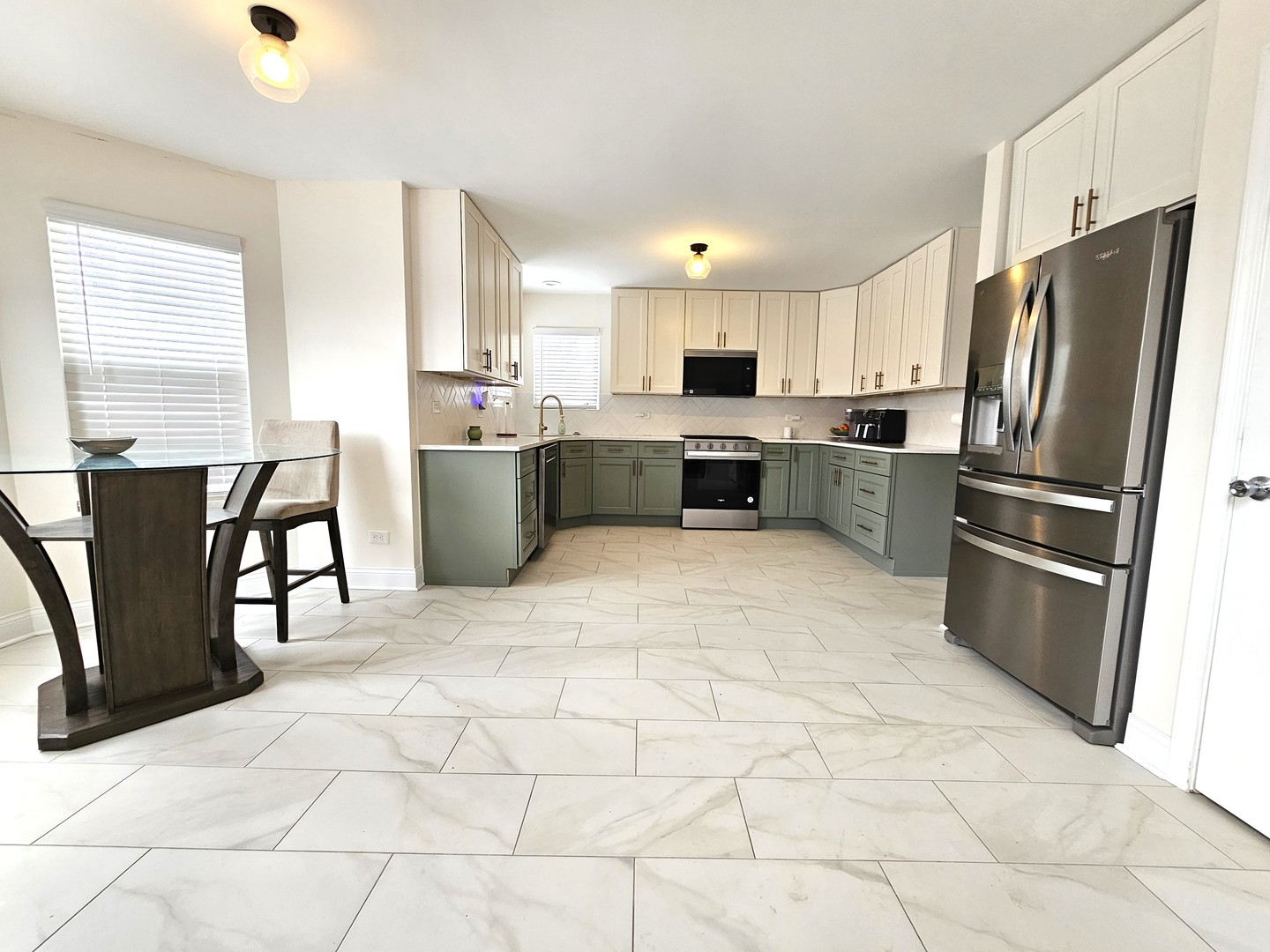 5417 Christopher Drive, Oak Forest, IL 60452