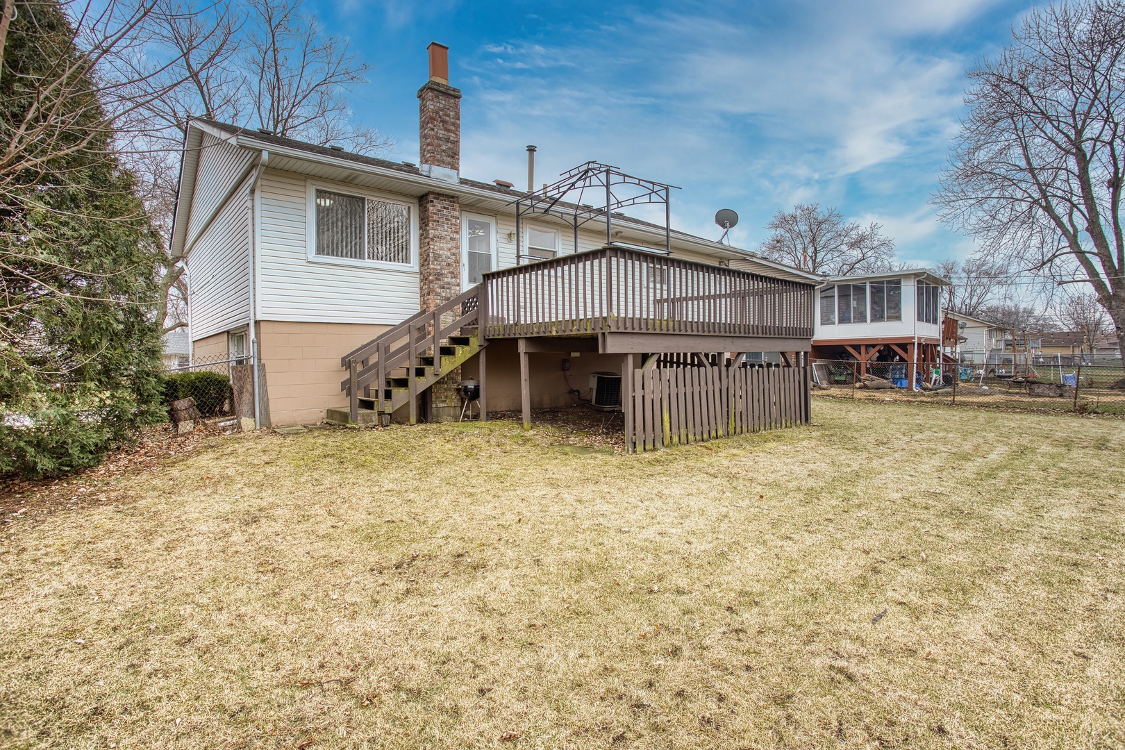 805 Stowell Avenue, Streamwood, IL 60107