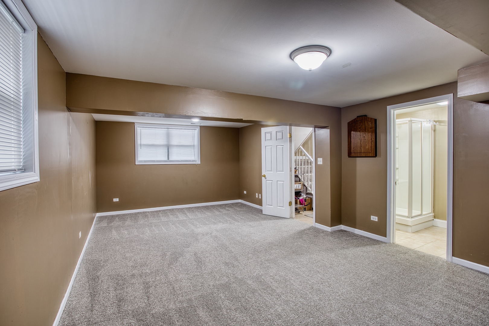 805 Stowell Avenue, Streamwood, IL 60107