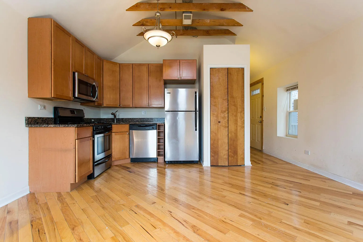 1338 W Erie Street #3, Chicago, IL 60642