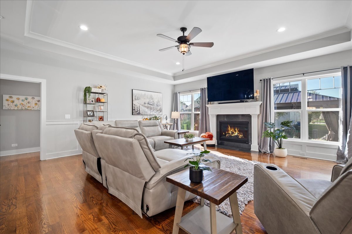 1383 Dodson Avenue, Elburn, IL 60119