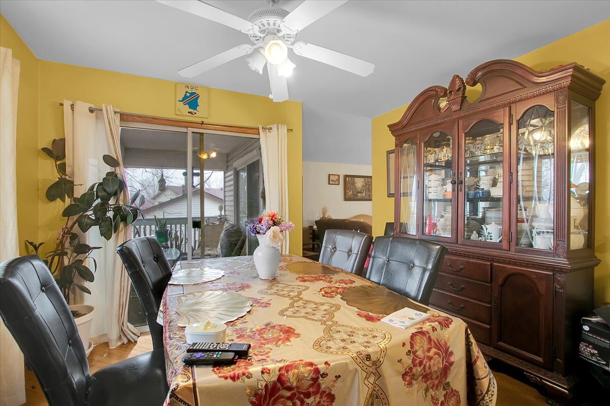 1156 Partridge Avenue, Bolingbrook, IL 60490