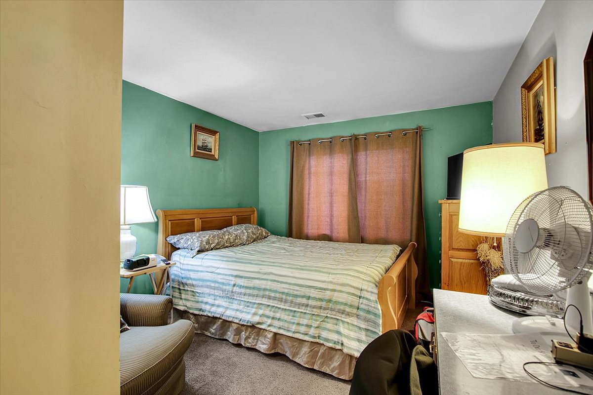 1156 Partridge Avenue, Bolingbrook, IL 60490