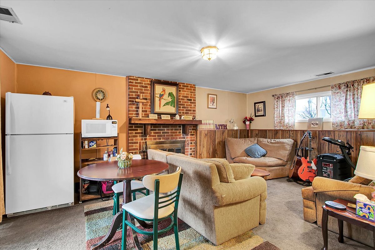 1156 Partridge Avenue, Bolingbrook, IL 60490