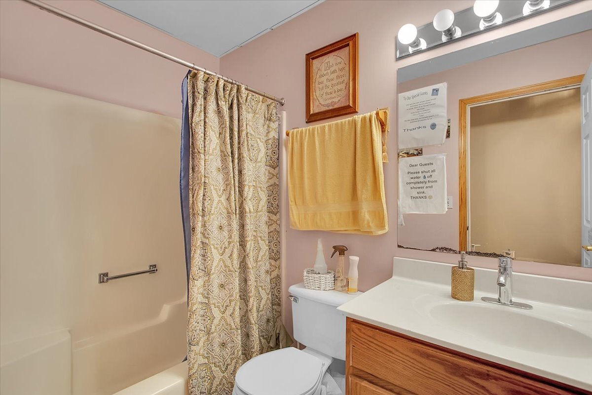 1156 Partridge Avenue, Bolingbrook, IL 60490