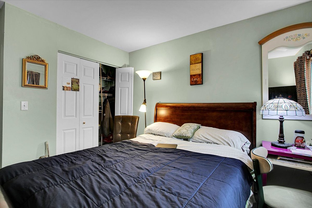 1156 Partridge Avenue, Bolingbrook, IL 60490