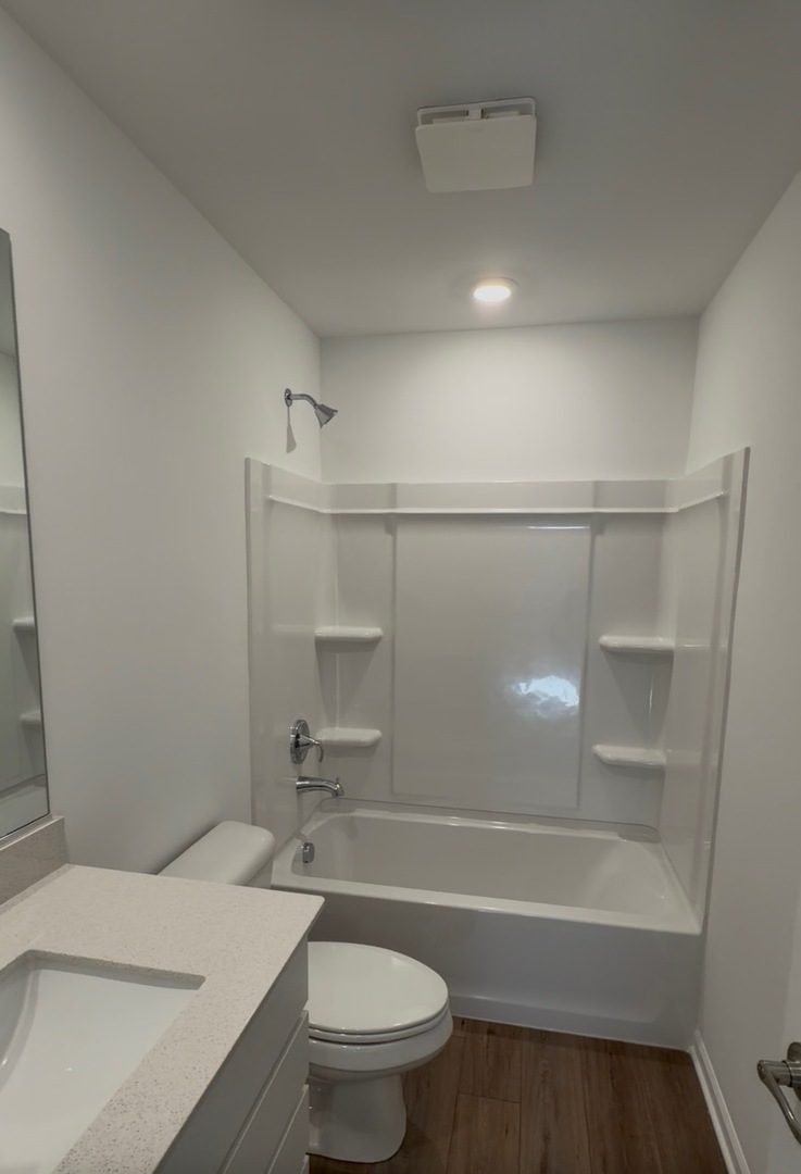 10232 McMahon Way #10232, Huntley, IL 60142