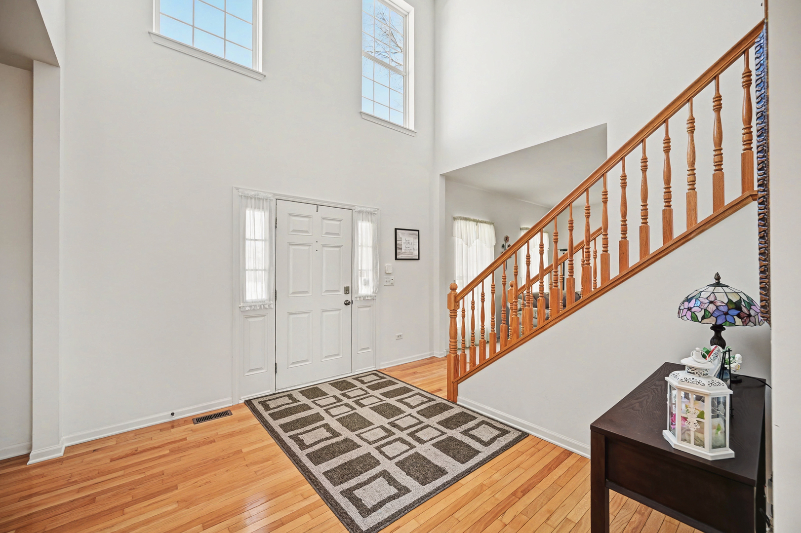 820 Spring Creek Circle, Naperville, IL 60565