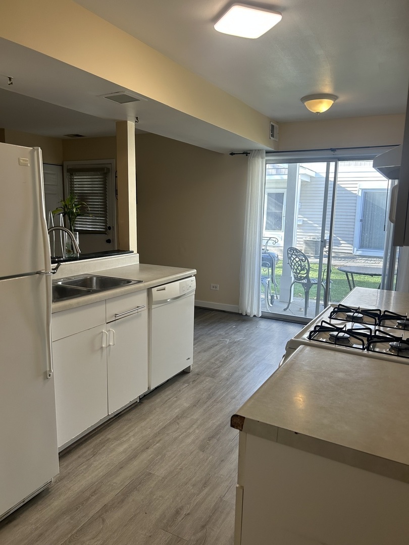 1319 Wye Court, Wheeling, IL 60090