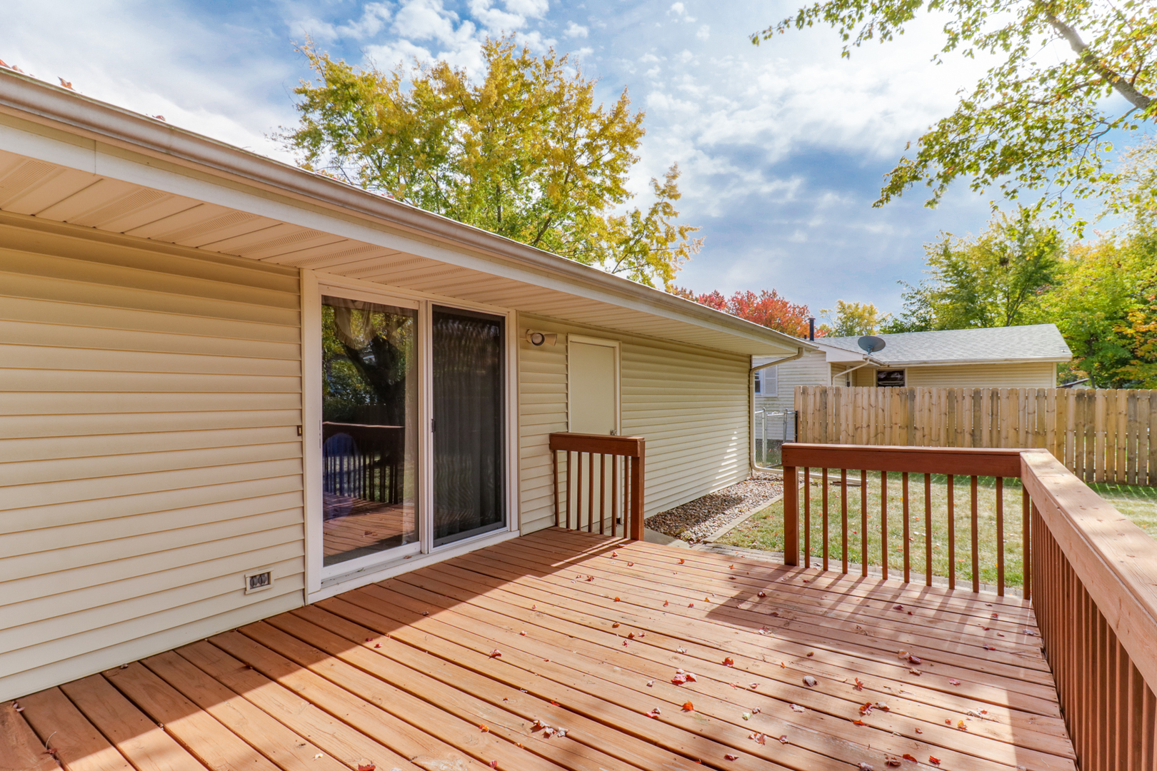 105 S Devonshire Drive, Bloomington, IL 61704