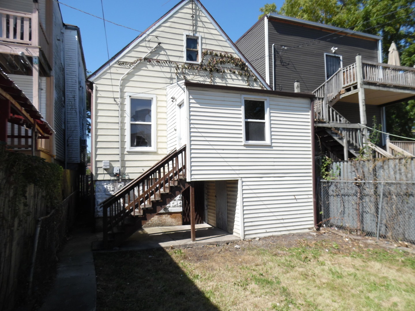 5605 S Justine Street, Chicago, IL 60636