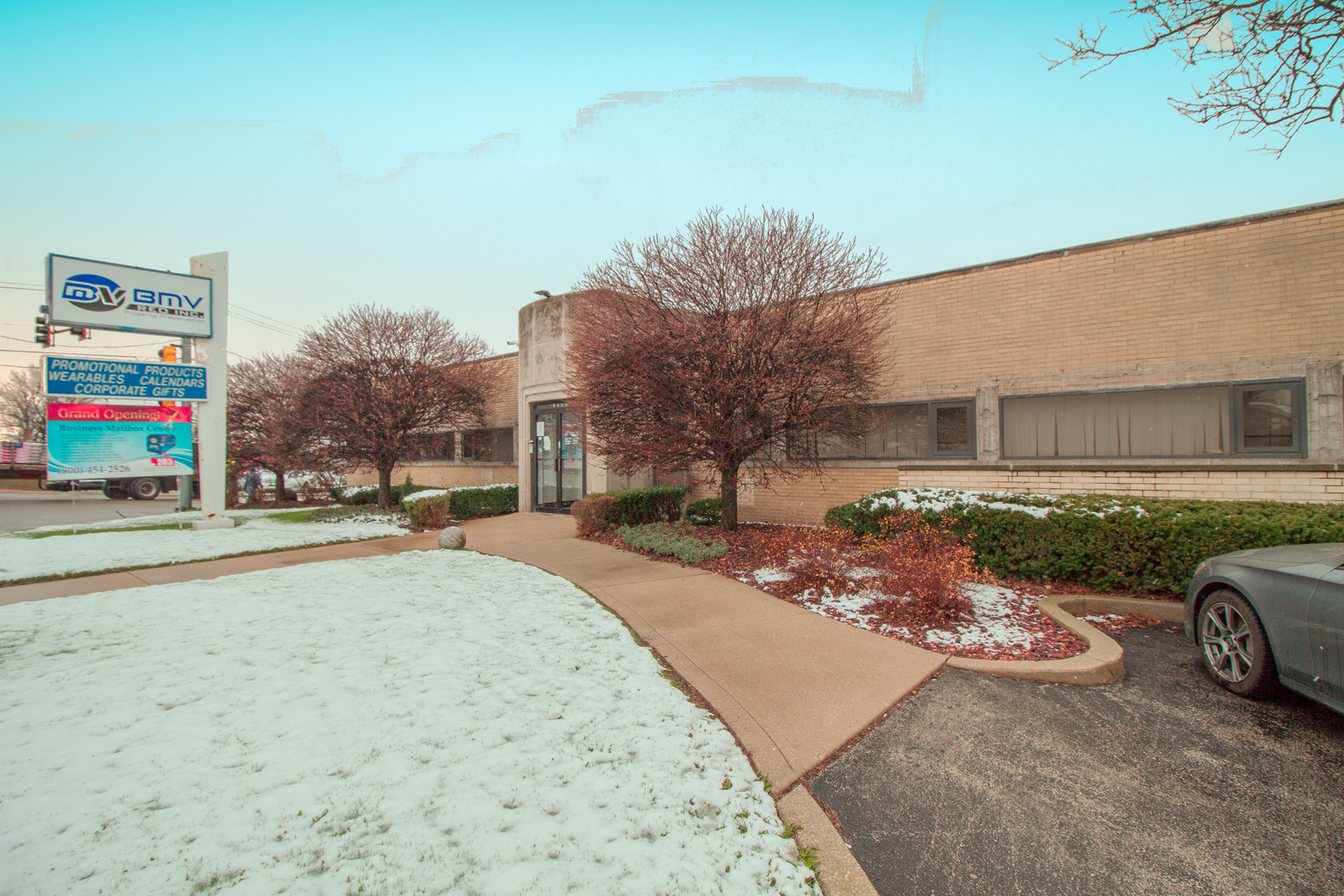 5900 S Archer Road #123, Summit, IL 60501