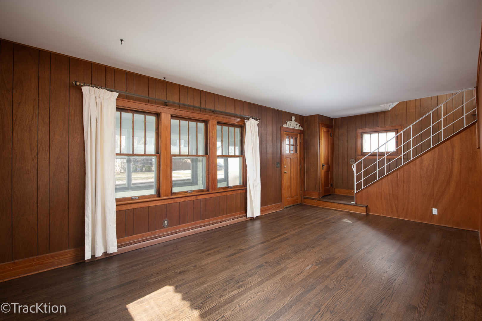 5313 Lyman Avenue, Downers Grove, IL 60515