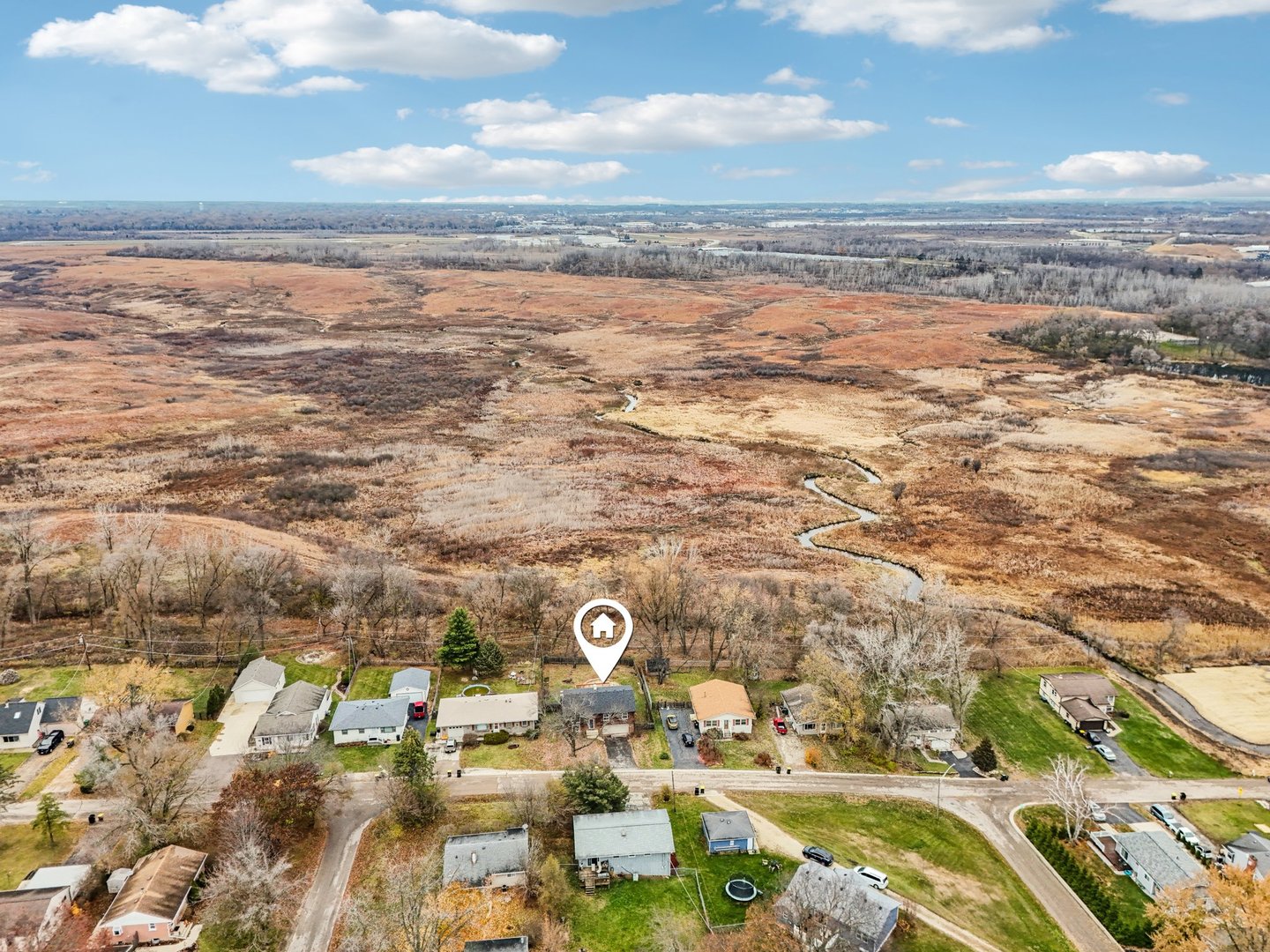 413 Plum Street, Lake In The Hills, IL 60156