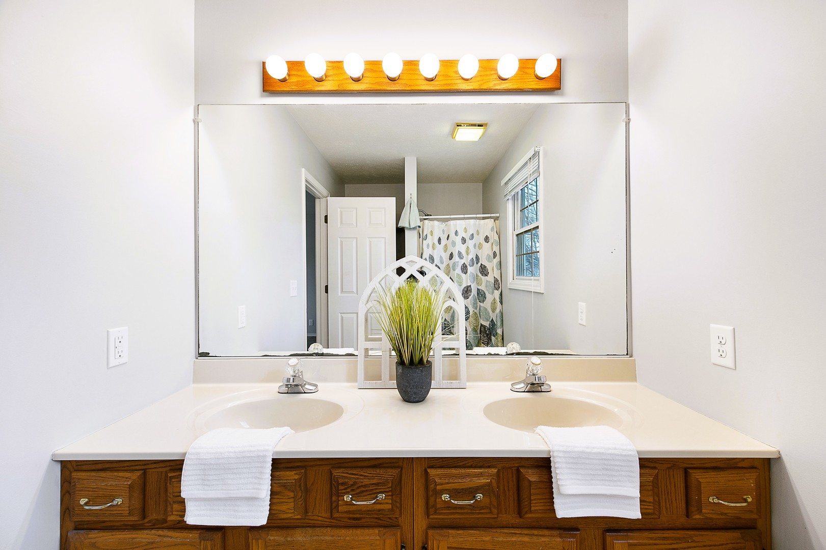 9 Blue Lake Court, Bloomington, IL 61704