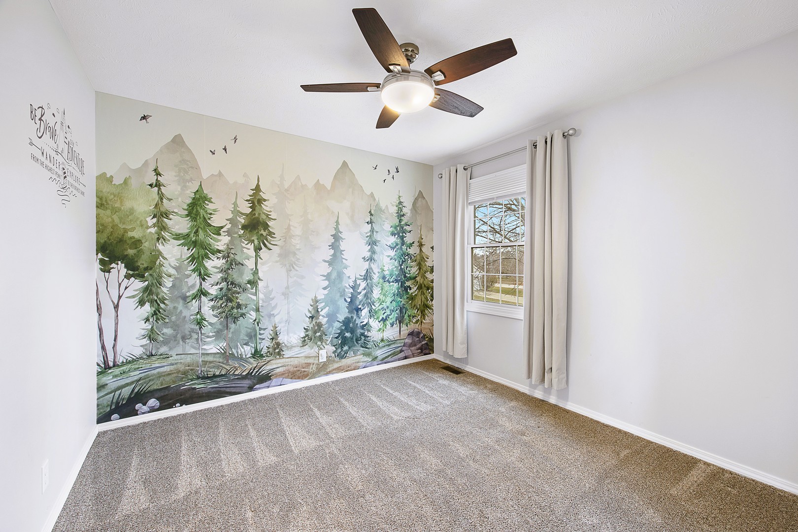 9 Blue Lake Court, Bloomington, IL 61704