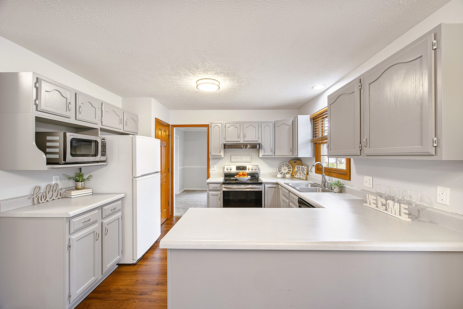 9 Blue Lake Court, Bloomington, IL 61704