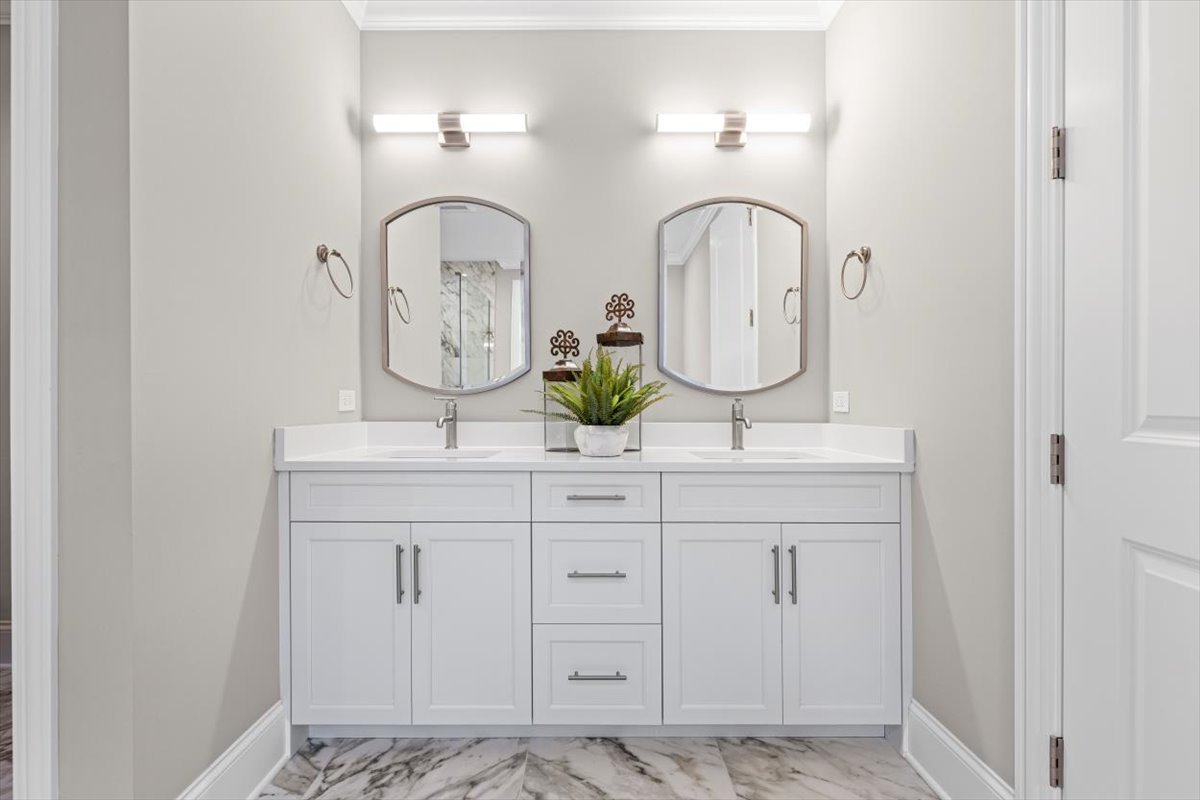 1066 Livingston (Lot 2) Avenue, Highland Park, IL 60035