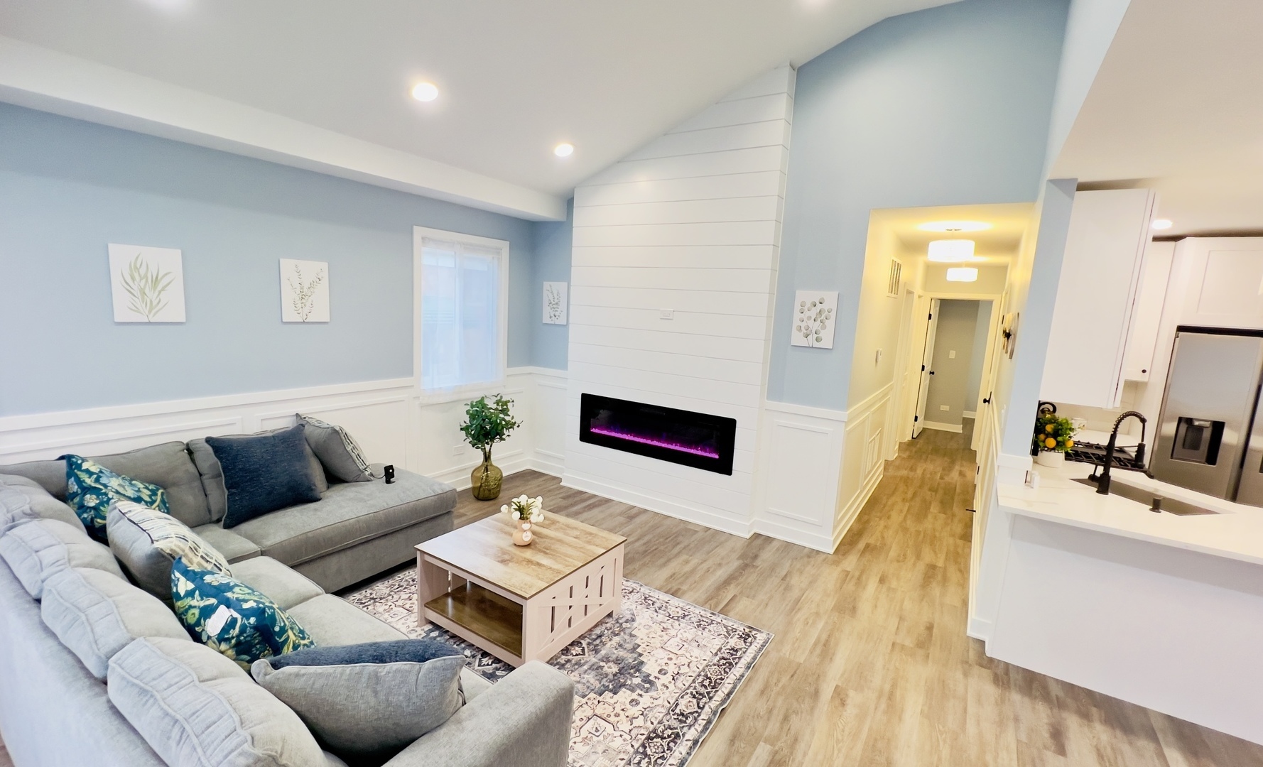 14227 Woodlawn Avenue, Dolton, IL 60419