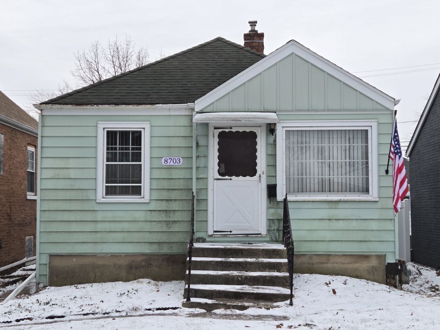 8703 Lyndale Street, River Grove, IL 60171