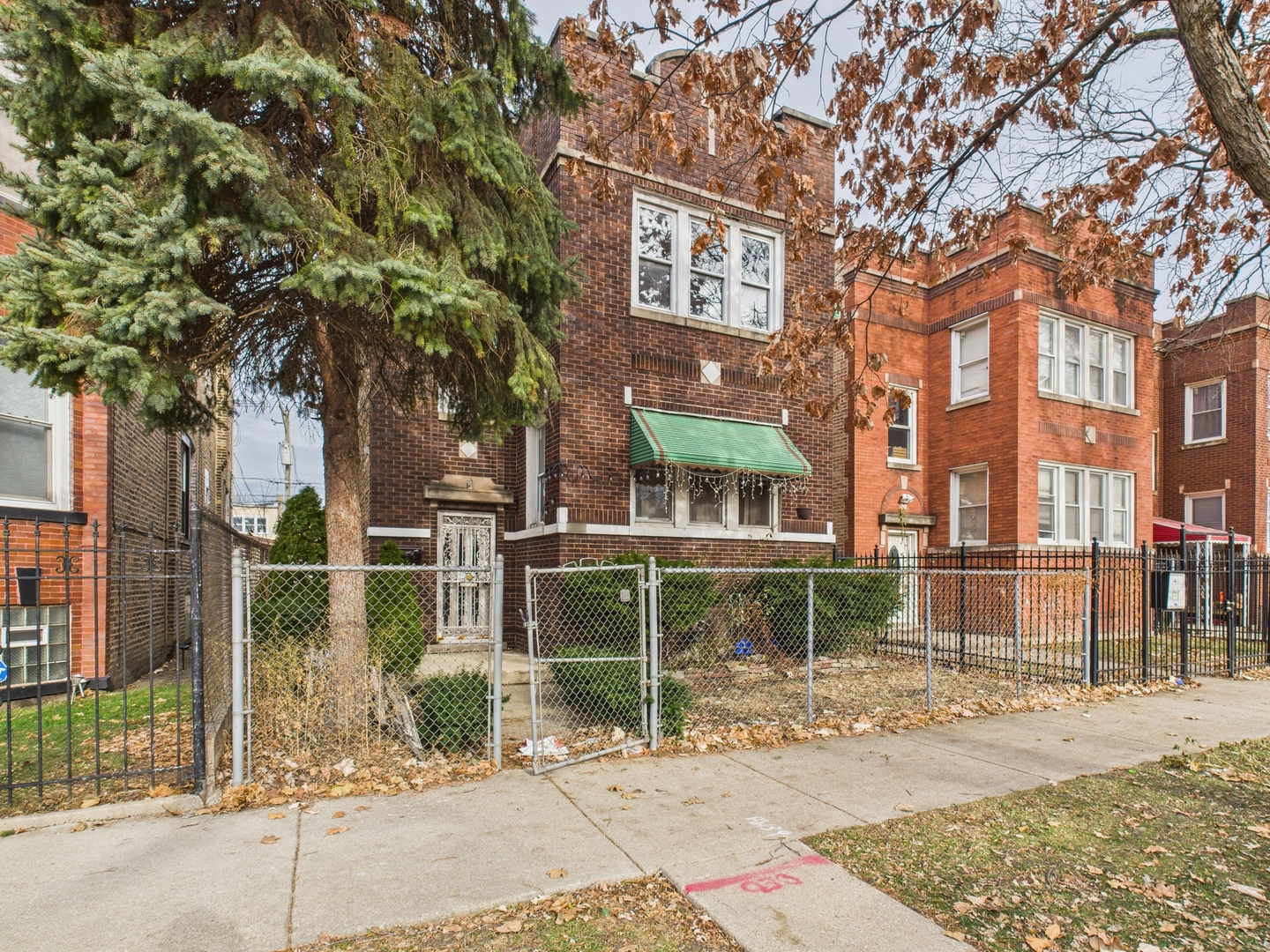 4044 W Crystal Street, Chicago, IL 60651