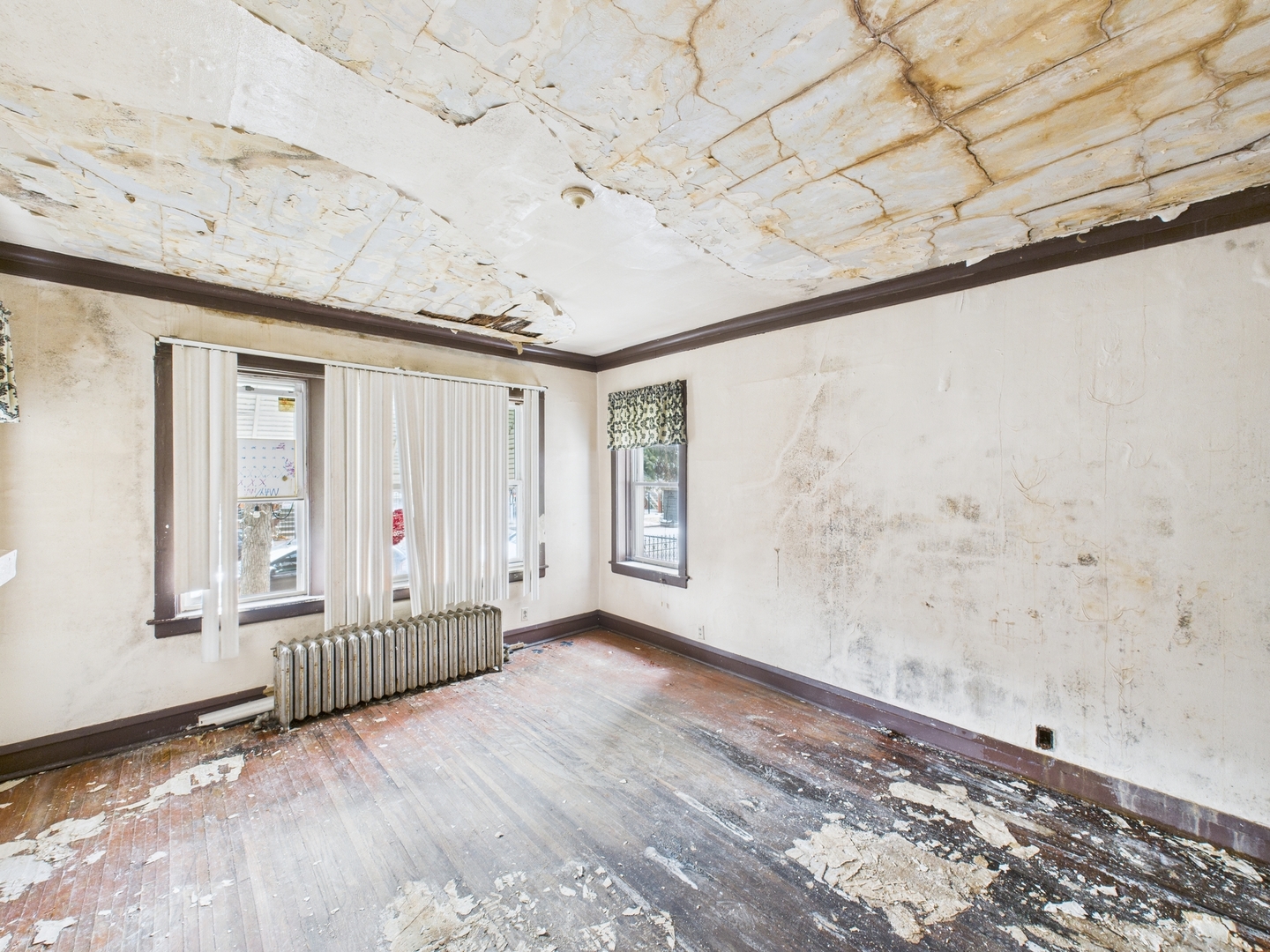 4044 W Crystal Street, Chicago, IL 60651