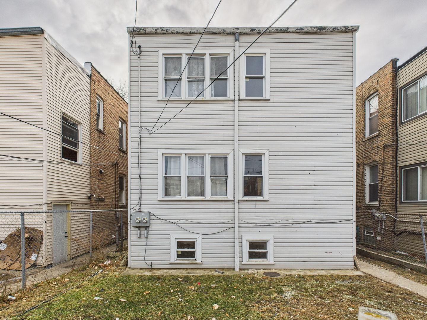 4044 W Crystal Street, Chicago, IL 60651